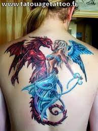 Tatouages japonais homme tatouage dragon japonais tatouage japonaise tatouage dos beau tatouage idées de tatouages tattoo epaule découvrez le tatouage dragon japonais, un des symboles de la mythologie nippone et motifs récurrent dans les tattoo irezumi traditionnels nippons. Epingle Sur Tatouage Femme