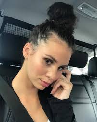 Seit 5 jahren hat die tochter von bruce willis und demi moore ihre alkoholsucht unter kontrolle. Betty Taube Gunter Bettytaube Influencer Wiki