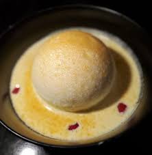 L Ile Flottante Soft Meringue Red Praline Creme Anglaise Picture Of Le Coq Rico Nyc New York City Tripadvisor