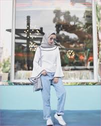 Outfit baju remaja berhijab ala selebgram 2018 pashmina hitam polos. Fashion Baju Anak Muda Berhijab