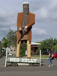 Big Ned Kelly Maryborough Qld Australia Funny Australia Capital Maryborough