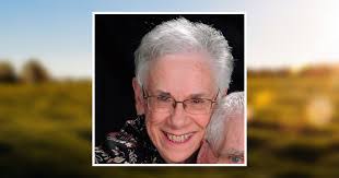 Mary Bronk's Instagram, Twitter & Facebook