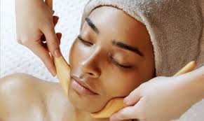 Les meilleurs massages californiens à Bordeaux 33000