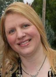 The ladies of the church (and several other churches in the County), GALS,  sponsored a planter in Macon for Christmas. In this picutre, Rosemary  Harrell is tweaking what Vicky Rogers created. It's