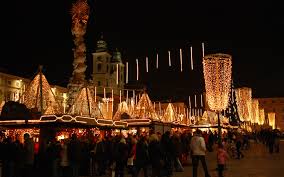 Umsufa austria christmas ornaments austria hauptplatz linz christmas tree pendant seasonal holiday decoration ceramics. Christmas In Linz Austria Desktop Wallpapers 1920x1200