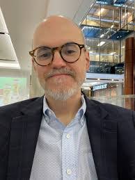 Suzanne Foreman's Instagram, Twitter & Facebook