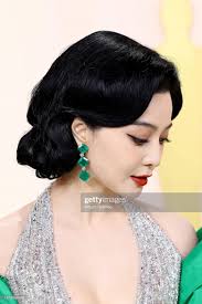 Thảm đỏ Oscar 2023: Phạm Băng Băng lộng lẫy, ngôi sao gốc Việt diện váy lấy  cảm hứng từ áo dài