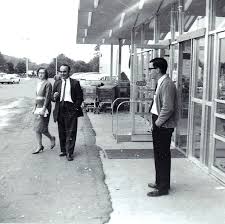 two guys department store berks
