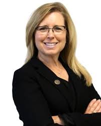 Carolyn Plunkett, CENTURY 21 Real Estate Agent in Utica, MI