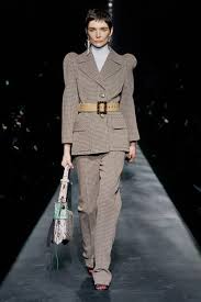 Givenchy Otono Invierno 2019 2020 Pret A Porter Pasarelas Vogue Moda Tendencias De La Moda De Otono Estilos De Otono
