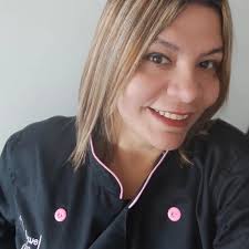 Me siento agradecida con Dios por permitirme formar parte de tan hermoso  equipo (familia) y poder dar apertura a un espacio donde crear con amor  será el ingrediente principal, Miles de bendiciones @