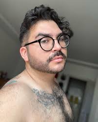 Jeremy Michael Intille (@jerbear_and_his_stickybuns) • Instagram photos and  videos