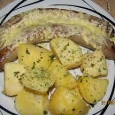 Kasebratwurst Mit Petersilienkartoffeln Rezept Petersilienkartoffeln Bratwurst Wurstchen