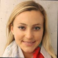 Amy Bettinger's Instagram, Twitter & Facebook