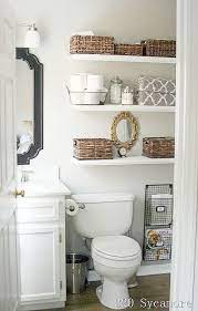 Ideally, you should only keep the necessities in a small bathroom such as: Pin By Amber On Ataletce Ev Banyo Bathroom Small Bathroom Organization Small Bathroom Bathroom Decor