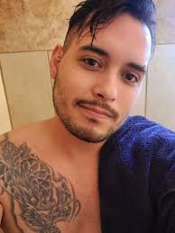 So Steven Alonso has admitted opening to lying about being a pilot, having  a University campus, he's lied and having professors that work for him,  these don't exist. He's also lied about