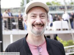 Vincent Desagnat adresse un tendre message à sa fille à l'occasion de ses  18 ans