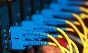 Dengan menggunakan teknologi fiber optik, kami menawarkan beberapa layanan paket internet seperti single play, dual play dan juga triple play. Fiber Optik Memahami Dasar Dasar Fiber Optik Optical Fiber