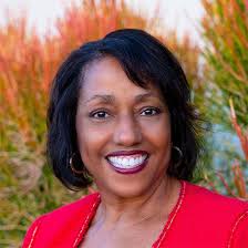 Peggy Klaus: Celebrated Coach, Speaker, and Author Revolutionizing  Communication and Leadership