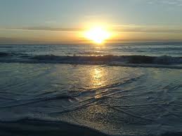 Resultado de imagen para mar y playa