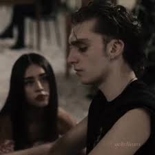 gli originali che sono sopravvissuti anche alla quarta stagione>>>>  #cardiotrap #silviascacco #silviamarefuori #giannirusso #marefuori  #marefuoriedit #marefuori4 #edit #fyp