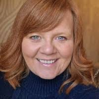 Leanne Thorpe's Instagram, Twitter & Facebook