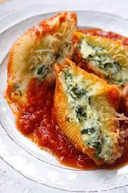 Giant Cheese Stuffed Shells With Spinach Season Thyme