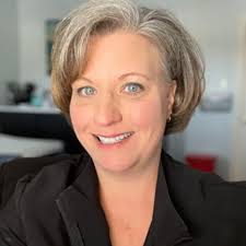 Laura Koon's Instagram, Twitter & Facebook