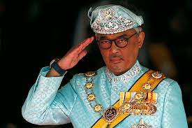 The king of malaysia renounced the throne on sunday after weeks of speculation over his ill health and rumours that he had married a former russian beauty the new straits times reported there had been tensions between the palace and the government of prime minister mahathir mohamad, who led. Malaysia Enthrones New King After Historic Abdication Abs Cbn News