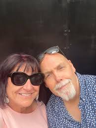 What's happening peace and love is happening thank you peace and love  Ringo. ✌️🌟❤️🎶🌈🥦🍒🎶😎☮️