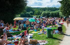 Join a club or college society. Summer Travels Bring Rising Coronavirus Numbers To Germany Der Spiegel
