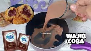 Tuang susu cair sedikit demi sedikit sambil diaduk. Olahan Susu Kental Manis Coklat Cemilan Manis Cemilan Sederhana Dan Enak Youtube
