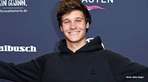 المذيعة @zdfheute •part of die da oben! Wincent Weiss Uber Freundin Und Seine Depressiven Phase