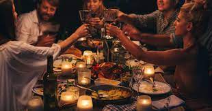 All of the meal ideas below are honestly, i never notice how clean or messy others' homes are when i go over for dinner. How To Host The Perfect Autumn Dinner Party At Home