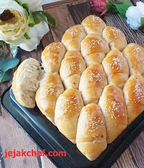 Cocok buat menemani santai bersama keluarga tercinta. Butter Rolls Resep Cemilan Lembut Empuk Enak Manis Mudah Sederhana Terbaru Dan Kekinian Resep Kue Dan Masakan