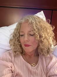 I'm definitely more of a cold weather gal! My hair never looked so good. 😂