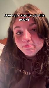 Bella Mullen (@bellamullen0)