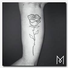 Rosetattoo Tattoo Tattoo Koi Drache Teufel Mc Bedeutung Der Kirsch Tatowierung Tattoos Fur Ma Geometric Rose Tattoo Silhouette Tattoos Rose Outline Tattoo