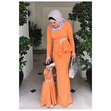 Pin Di Koleksi Baju Raya