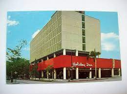 Before The Thompson It Was The Holiday Inn 9360 Wilshire Blvd Southwest Corner Of Wilshire Boulevard And Cre Holiday Inn Beverly Hills Los Angeles Hollywood