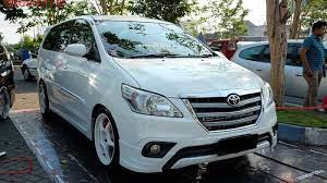 The company has set a monthly sales target of 1,300 units for the toyota hilux, while for the toyota innova. Toyota Kijang Innova Lawas Tampil Lebih Laki Begini Penampakannya Tribunnews Com Mobile