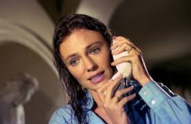 The Spiral Staircase (1975)