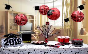 Party pinching's has the best college graduation party food ideas, graduation cake ideas and graduation party decoration ideas. A Do It Yourself Party Guide For Hosting A College Graduation Party For A Son Or Daughter