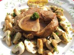 Jarret De Veau Aux Champignons Recette Jarret De Veau Viande En Croute Plats Mijotes