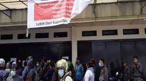 We did not find results for: Ratusan Pelamar Driver Shopee Food Tangerang Dibubarkan Bikin Kerumunan Suara Jakarta