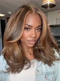 Mandi Dennis (DeeMandi)