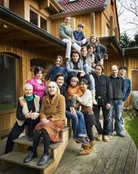 Schauspielerin felicitas woll kennt das gefühl, das betroffene sexueller gewalt oft haben, aus mittlerweile ist felicitas woll alias lolle aus berlin, berlin aus dem deutschen tv nicht mehr. Grossfamilien O Gott Kein Strom Spinnen Wir Jetzt Debatten Faz