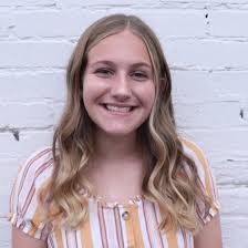 Melissa Cardinal's Instagram, Twitter & Facebook