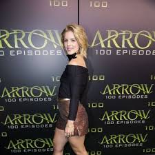 Emily bett rickards married stephen's character, oliver in arrow. Emily Bett Rickards Bio Wiki Age Height Weight Net Worth Relationship Career Facts Biography Gist