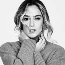 SILVIA BECERRA (@SilviBecerra)